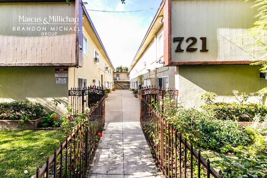 719-721 N Garfield Ave, Pasadena, CA for sale - Building Photo - Image 3 of 10