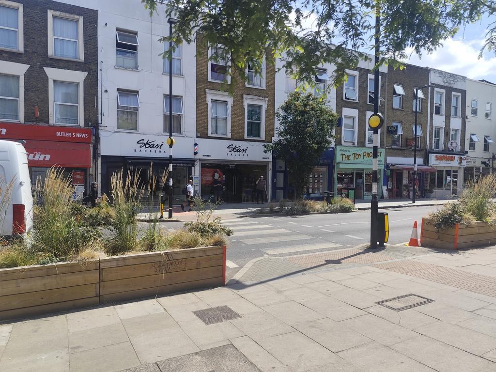 77 Junction Rd, London to rent Building Photo- Image 1 of 2