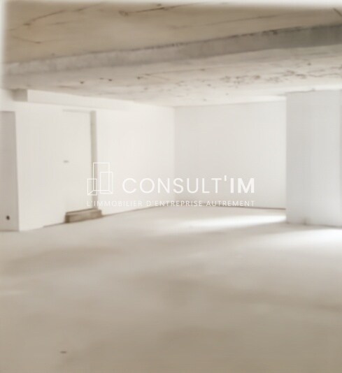 Office in Suresnes to rent - Interior Photo - Image 2 of 6