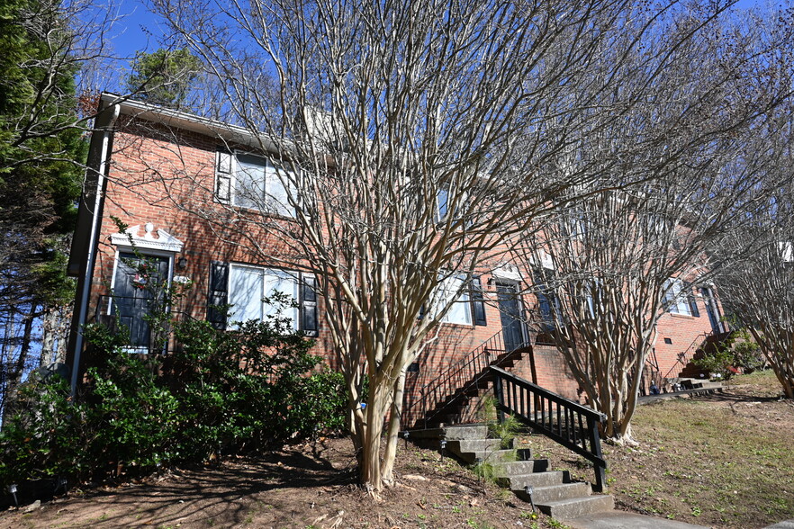 3282 Highpoint Ct, Snellville, GA for sale - Building Photo - Image 2 of 23