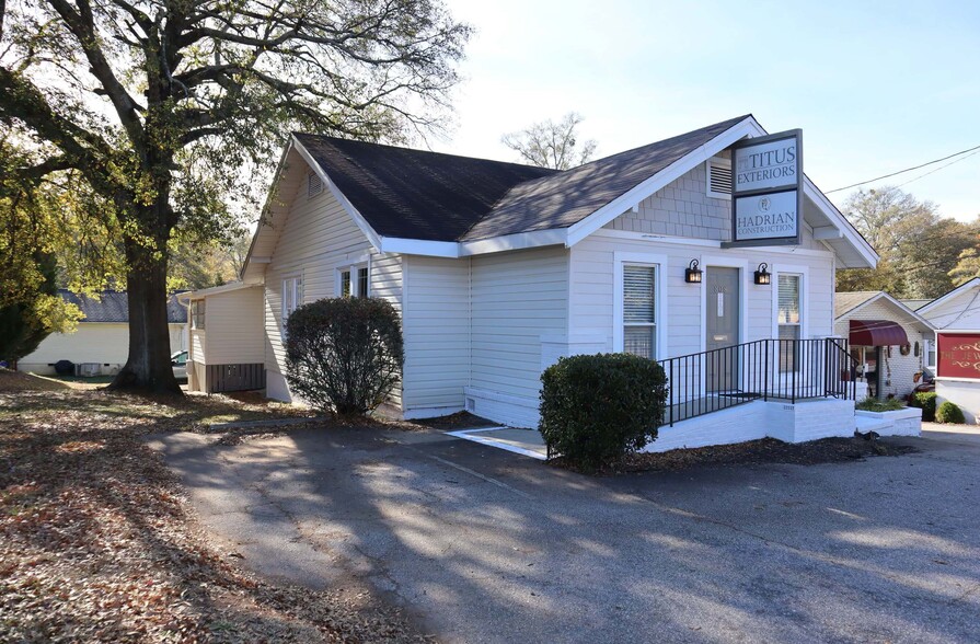 808 Laurens Rd, Greenville, SC for sale - Building Photo - Image 2 of 9