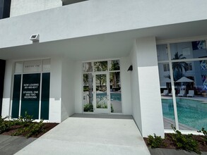 740-840 N Dixie Hwy, West Palm Beach, FL for rent Building Photo- Image 1 of 7