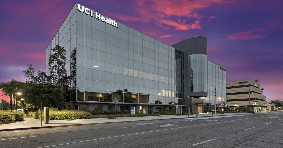 23961 Calle de la Magdalena, Laguna Hills, CA to rent - Building Photo - Image 1 of 10