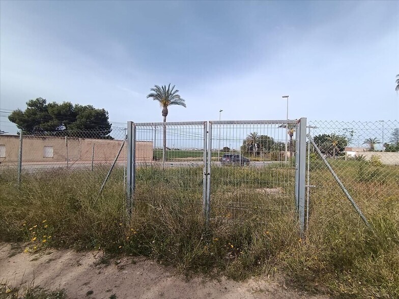 Alcazares, 7, Torre-Pacheco, Murcia to rent - Primary Photo - Image 1 of 14