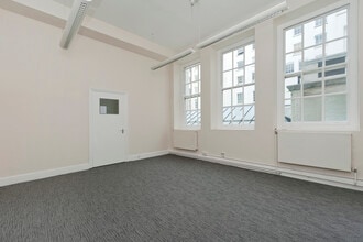 162-168 Regent St, London to rent Building Photo- Image 1 of 7