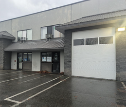 11720 Stewart Cres, Maple Ridge, BC for rent Building Photo- Image 1 of 1