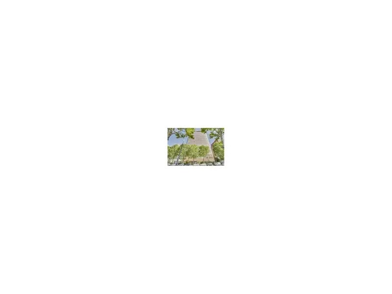 Office in Pantin for sale Building Photo- Image 1 of 16