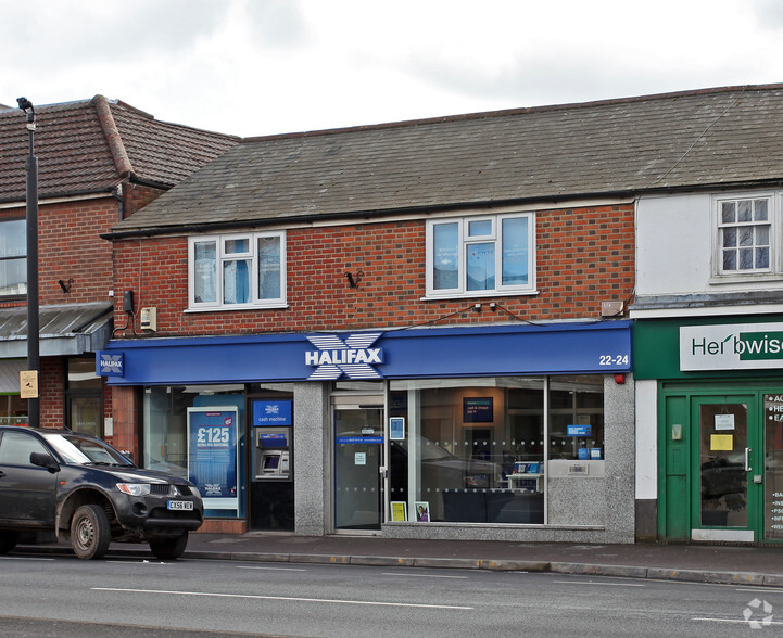 22-24 Commercial Rd, Southampton for rent - Primary Photo - Image 1 of 3