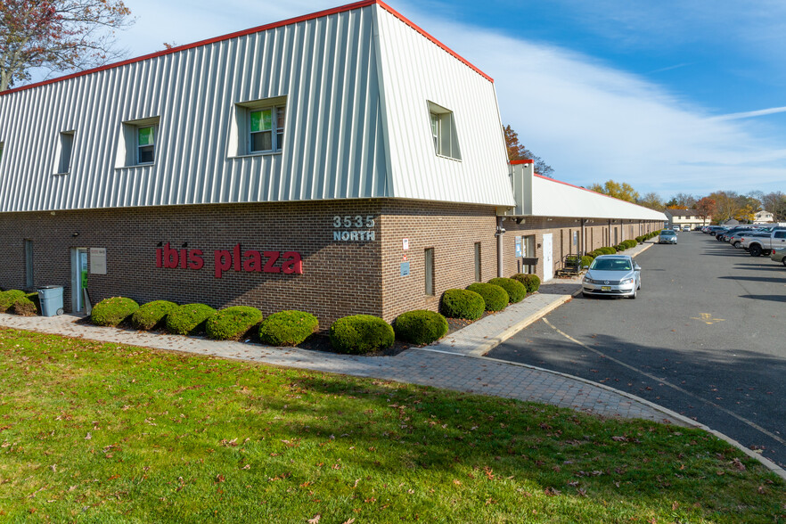 Ibis Plaza - Commercial Property