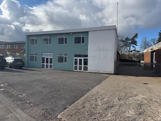 Halifax Rd, High Wycombe for sale Building Photo- Image 1 of 1