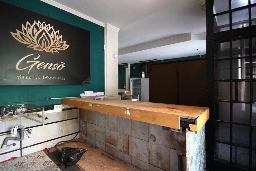 Retail in Sabadell, Barcelona to rent - Interior Photo - Image 1 of 4