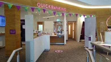 33 The Diamond, Coleraine to rent - Interior Photo - Image 2 of 2