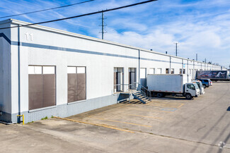 More details for 5702-5720 Business Park, San Antonio, TX - Industrial for Rent