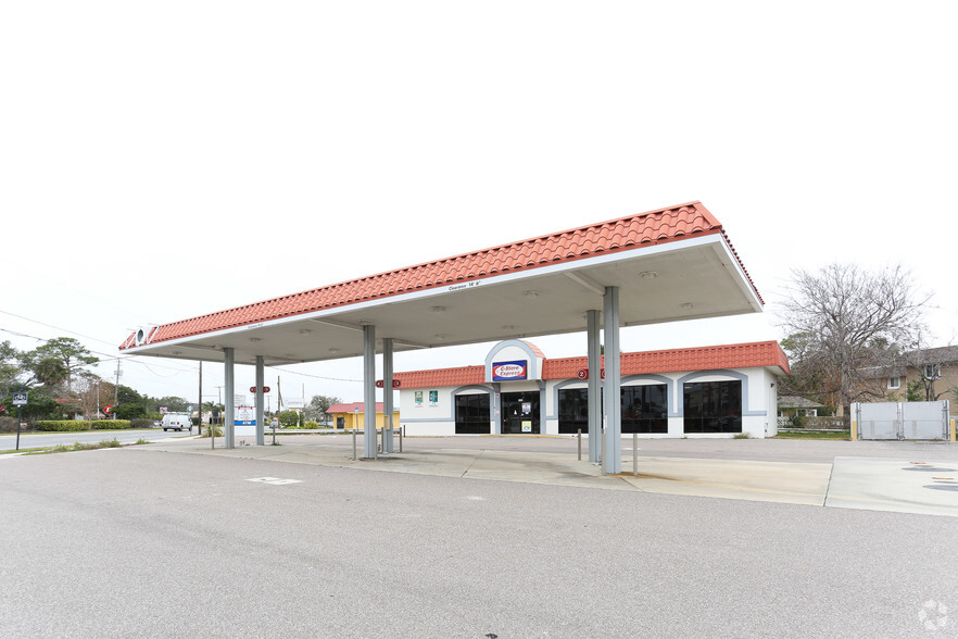 2323 S Ridgewood Ave, Daytona Beach, FL for sale - Building Photo - Image 1 of 9