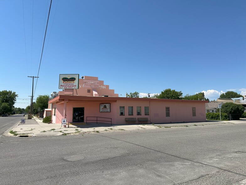 221 Washington Ave, Riverton, WY for sale - Building Photo - Image 1 of 22