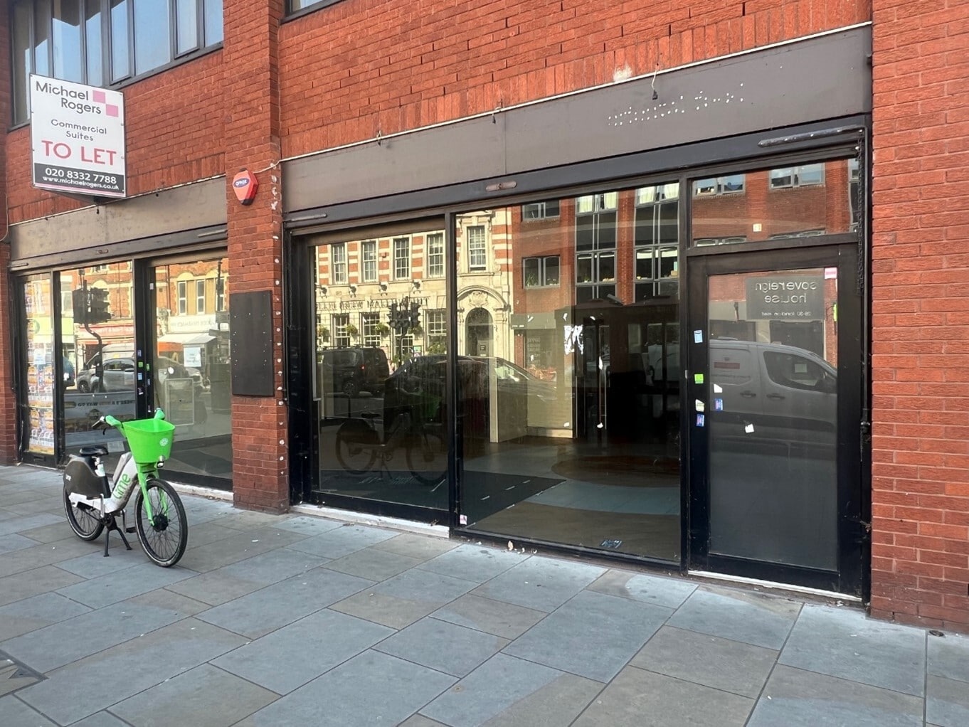 29-39 London Rd, Twickenham to rent Building Photo- Image 1 of 3