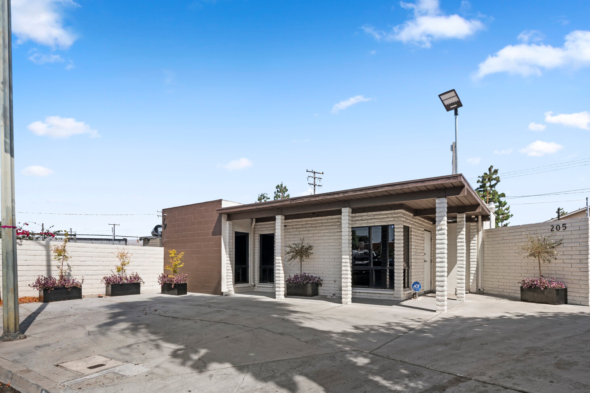 205 S Berkeley Cir, Fullerton, CA for sale Building Photo- Image 1 of 1