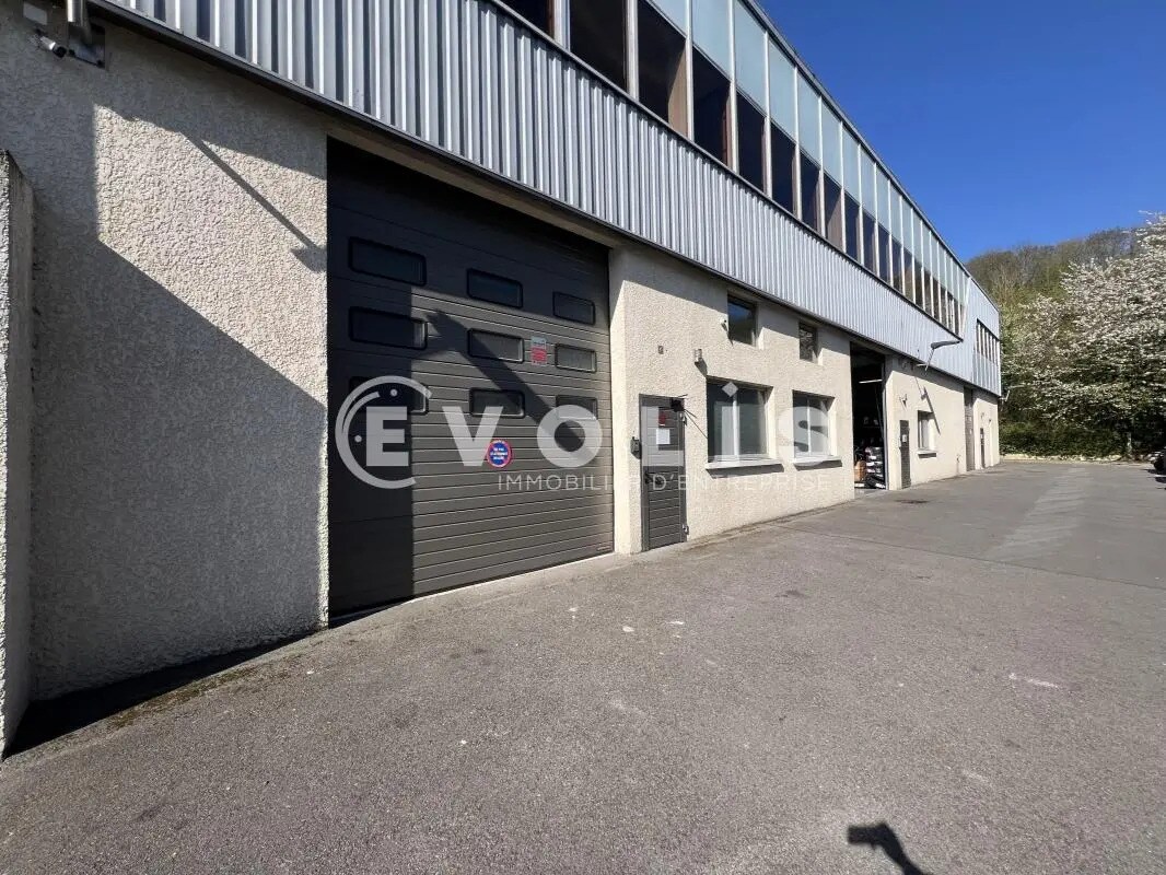 Light Industrial in Neuilly-sur-Marne to rent Building Photo- Image 1 of 18