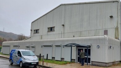15 Brynhyfryd Rd, Port Talbot to rent Building Photo- Image 1 of 5