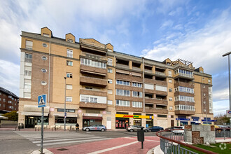 Calle Rafael Alberti, 11, Collado Villalba, Madrid for sale Primary Photo- Image 1 of 2