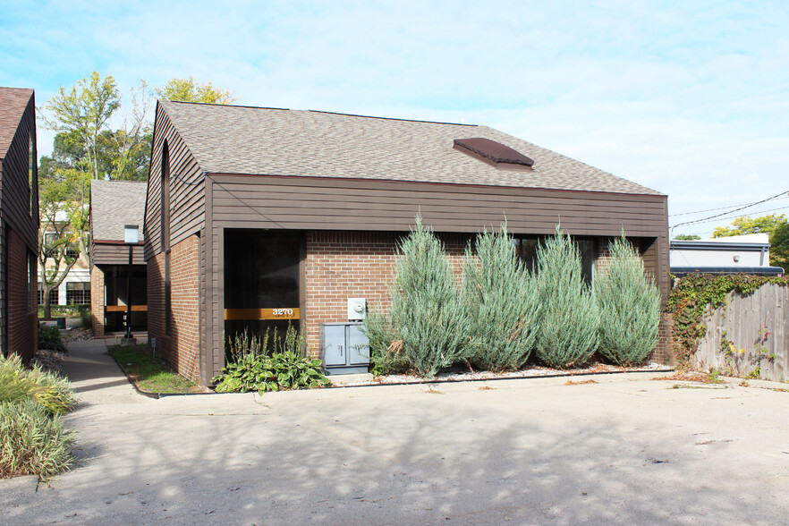 3270 Coolidge Hwy, Berkley, MI for rent - Building Photo - Image 1 of 1