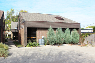 3270 Coolidge Hwy, Berkley, MI for rent Building Photo- Image 1 of 2