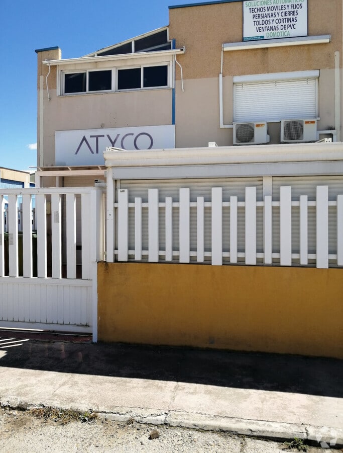 Calle Herreros, 4, Velilla de San Antonio, MAD 28891 - Unit Puerta K, Esc. 1 -  - Interior Photo - Image 2 of 16