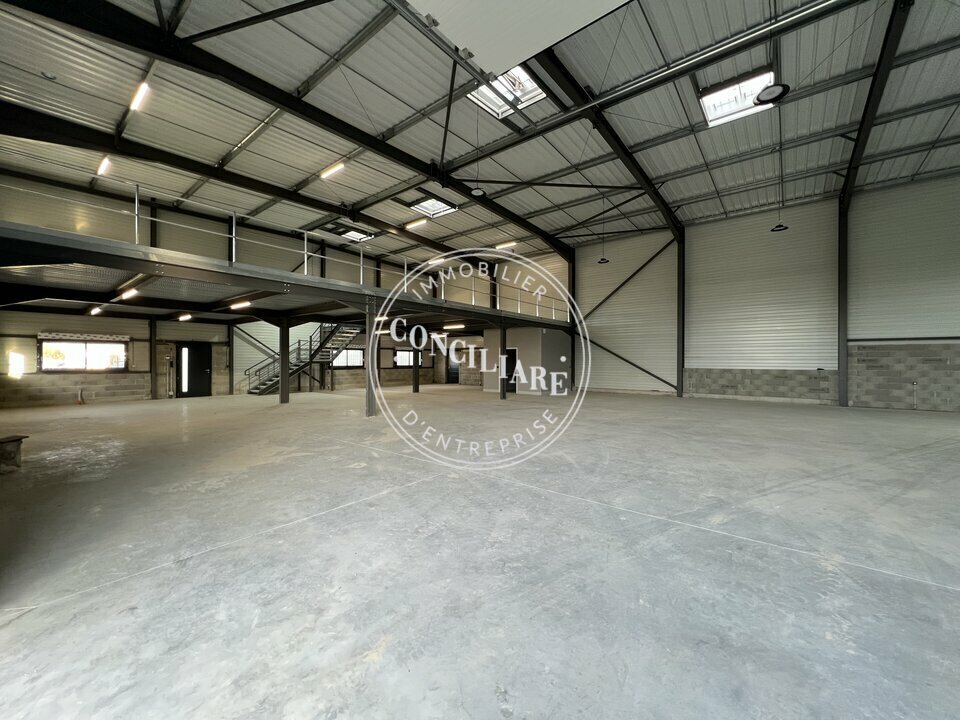 8 Rue Ecopole, Villeneuve-Tolosane to rent Interior Photo- Image 1 of 6