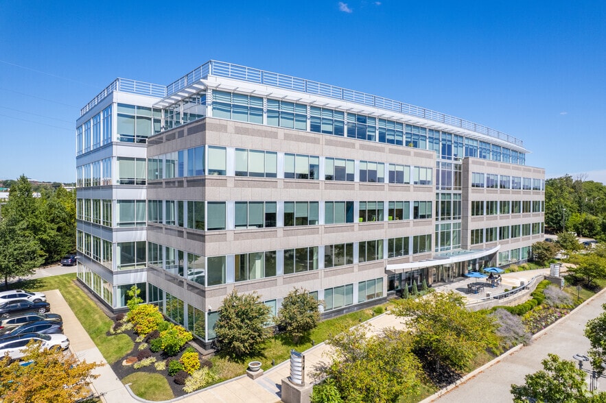 4000 Chemical Rd, Plymouth Meeting, PA to rent - Building Photo - Image 1 of 10