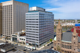 570 Broad St, Newark, NJ for rent Building Photo- Image 1 of 5