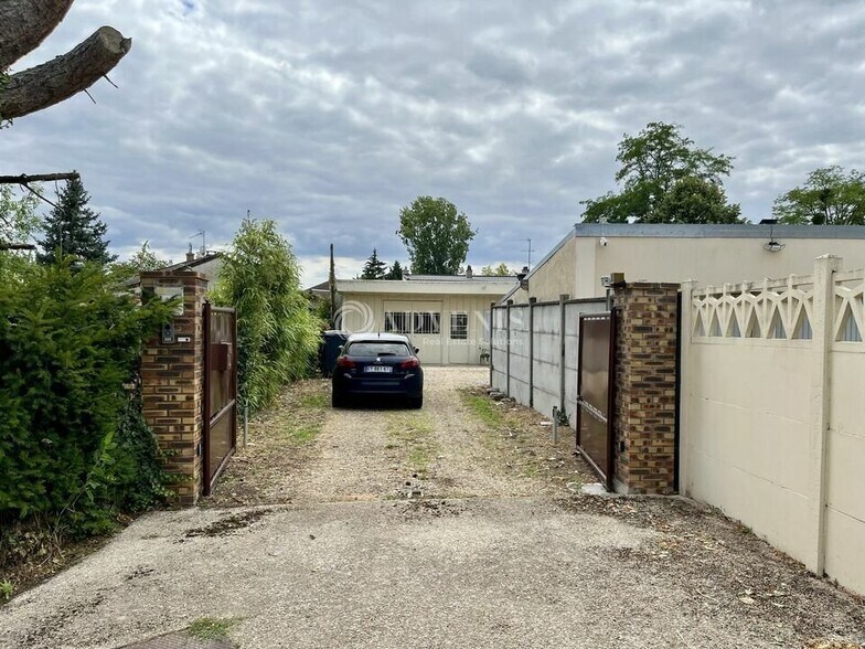194 Bis Rue De La Marne, ÉRAGNY-SUR-OISE to rent - Building Photo - Image 3 of 12