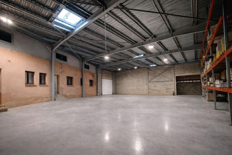 Industrial in Portet-sur-Garonne for sale - Interior Photo - Image 3 of 8