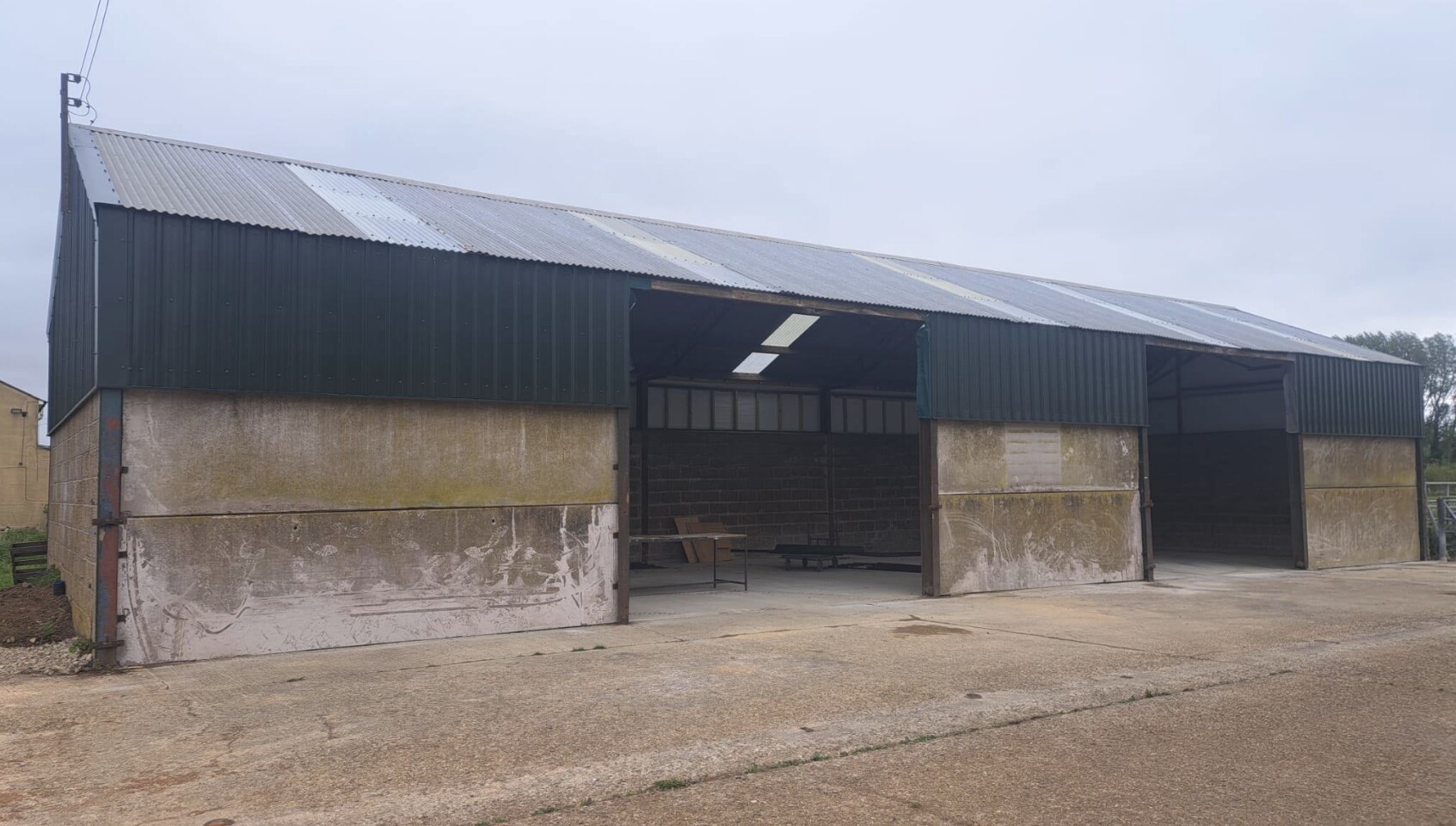 Northampton Rd, Stoke Goldington to rent Building Photo- Image 1 of 3