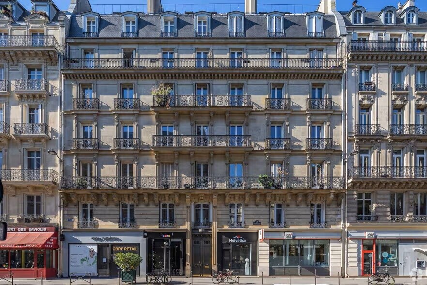 Build-to-Rent in Paris for sale Primary Photo- Image 1 of 4