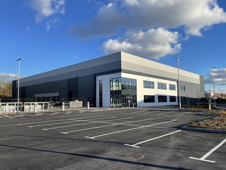 C55 Indurent Park, Stoke On Trent to rent - Building Photo - Image 2 of 44