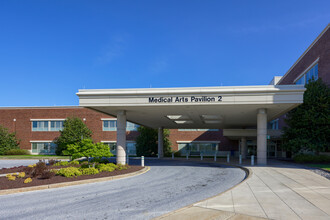 4735 Ogletown Stanton Rd, Newark, DE for rent Building Photo- Image 1 of 8