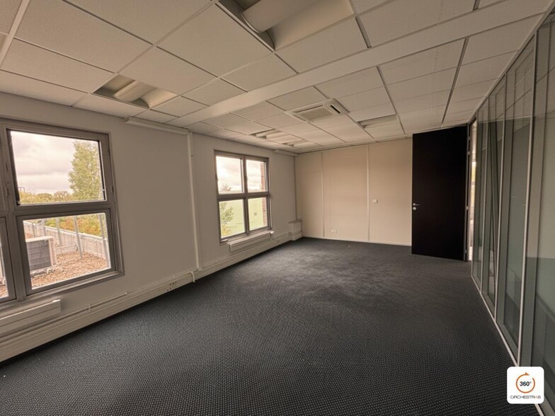 11 Boulevard Georges Méliès, Villiers-sur-Marne to rent - Interior Photo - Image 3 of 17