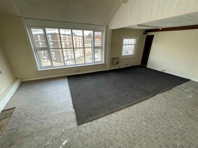1 Market Pl, Stoke On Trent for sale - Interior Photo - Image 1 of 1