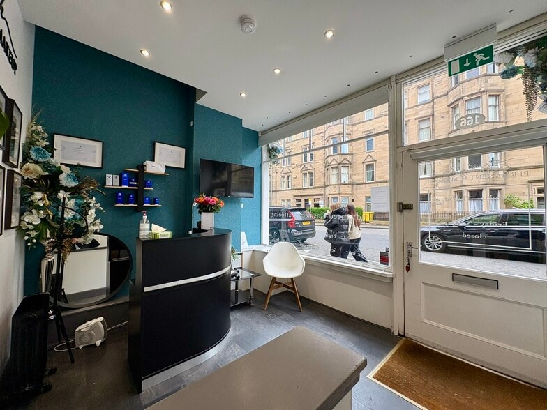 166-174 Bruntsfield Pl, Edinburgh to rent - Building Photo - Image 3 of 10