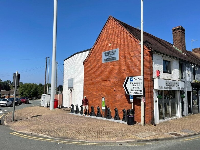 114 Hagley Rd, Stourbridge to rent - Building Photo - Image 1 of 8