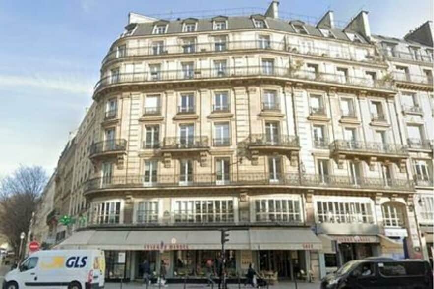 Co-working Space in Paris to rent - Building Photo - Image 1 of 11