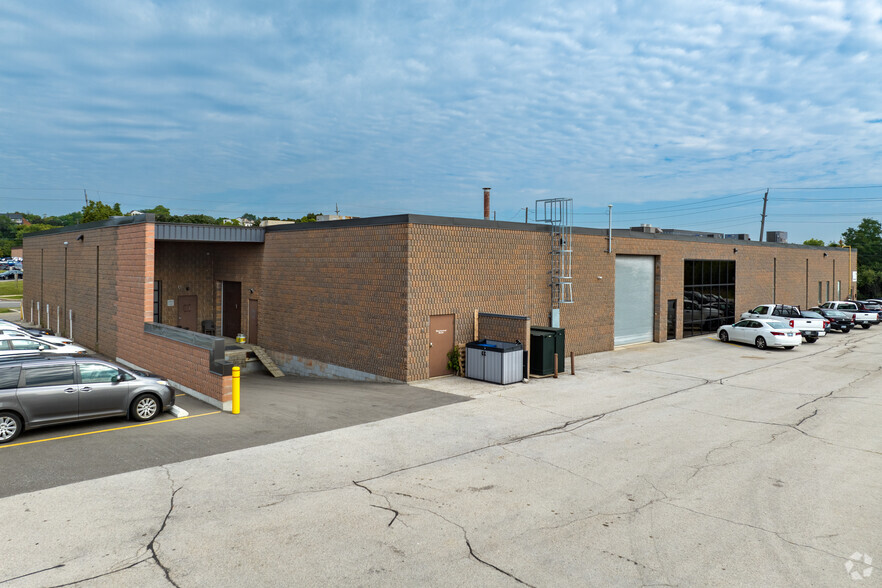 504 Iroquois Shore Rd, Oakville L6H 3K4 - Industrial for Sale | LoopNet UK