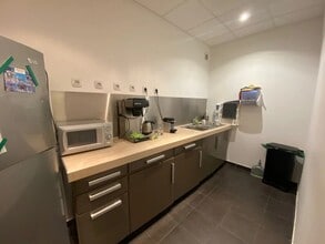 Office in Marseille to rent Interior Photo- Image 2 of 4