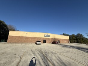 298 Reynolds Rd, Hiram, GA for rent Building Photo- Image 1 of 26