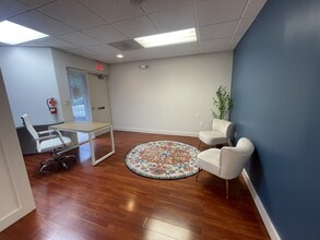 401 E Jefferson St, Rockville, MD for rent Interior Photo- Image 2 of 19