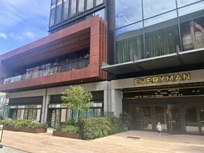 Westfield Av, London to rent Building Photo- Image 1 of 1