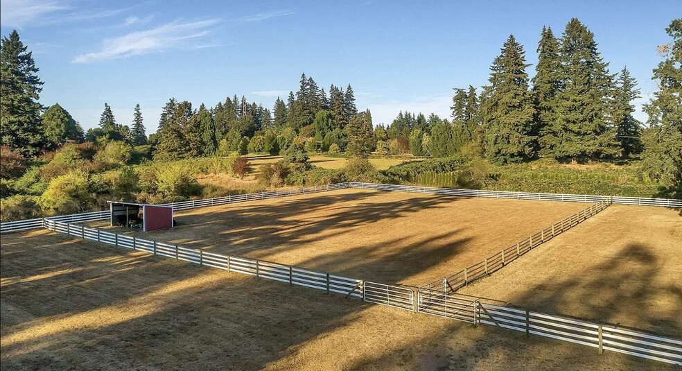 11190 SW Tonquin Pl, Sherwood, OR for sale - Primary Photo - Image 3 of 8