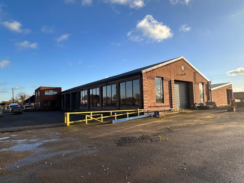 Atherstone Rd, Atherstone for sale Primary Photo- Image 1 of 1