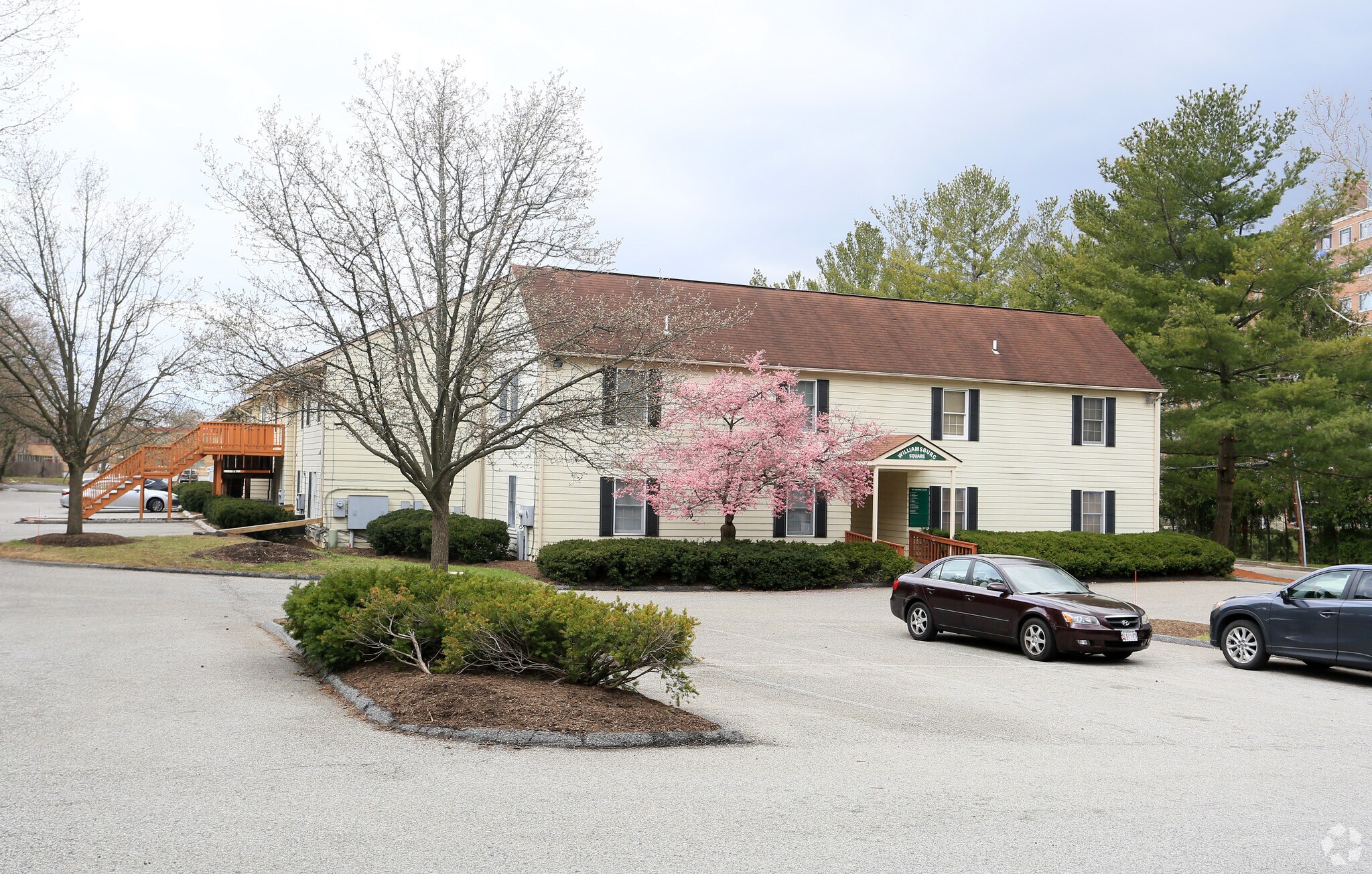 17 Warren Rd, Pikesville, MD for sale Primary Photo- Image 1 of 1