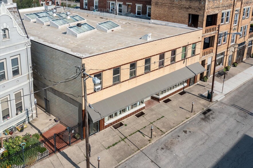 2533 Gilbert Ave, Cincinnati, OH for sale - Building Photo - Image 3 of 46